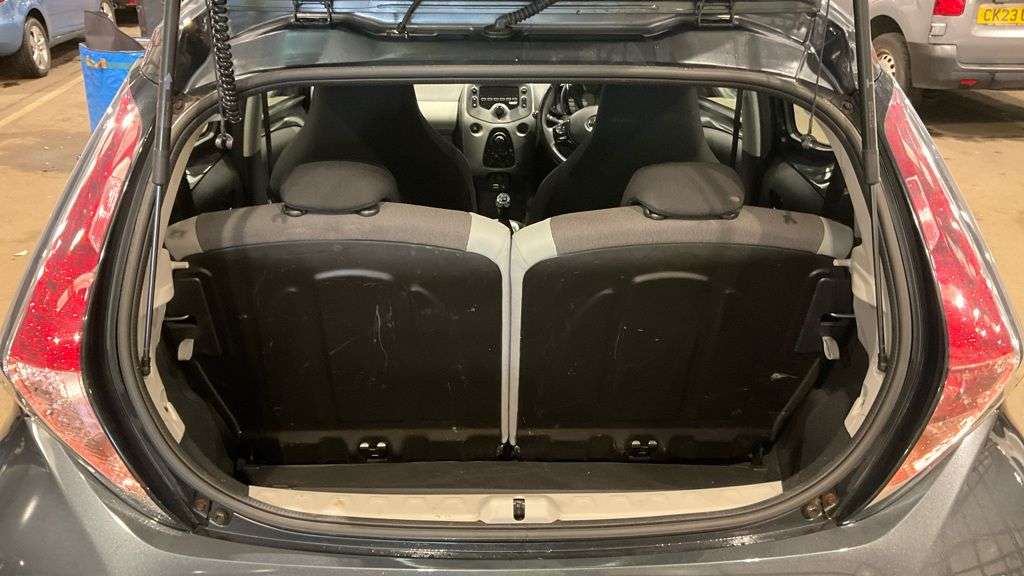 2016 TOYOTA AYGO 2016 TOYOTA AYGO