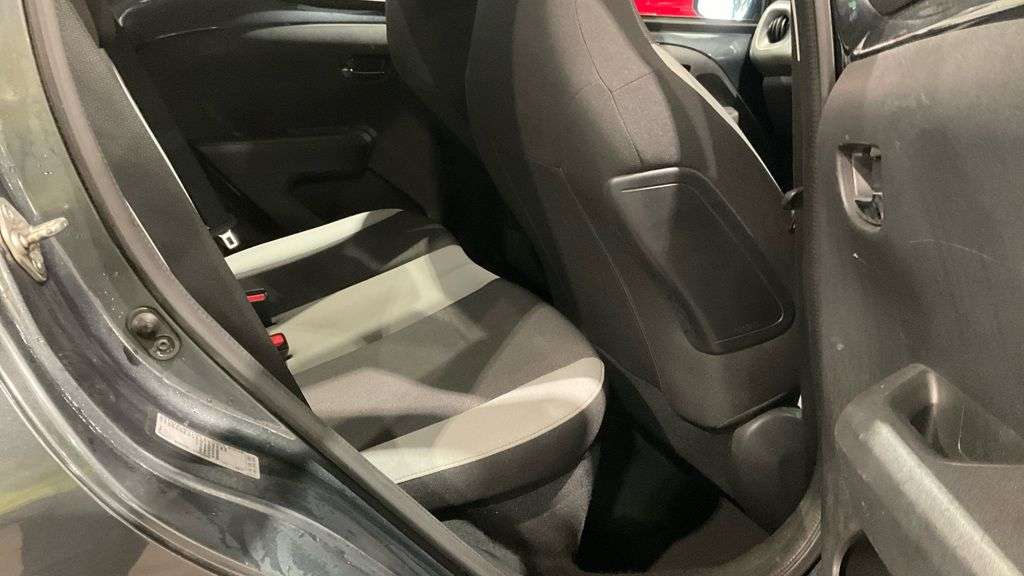 2016 TOYOTA AYGO 2016 TOYOTA AYGO