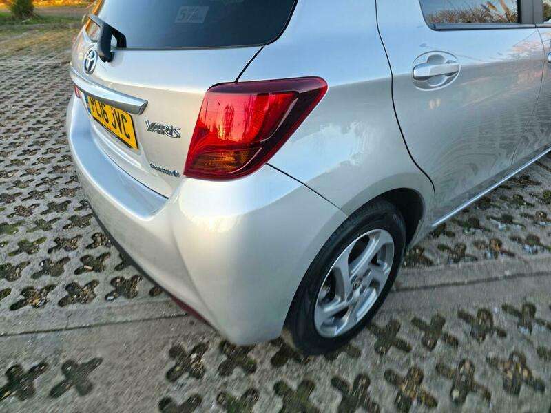 2016 TOYOTA YARIS 2016 TOYOTA YARIS