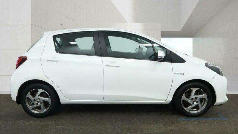 2015 TOYOTA YARIS 2015 TOYOTA YARIS