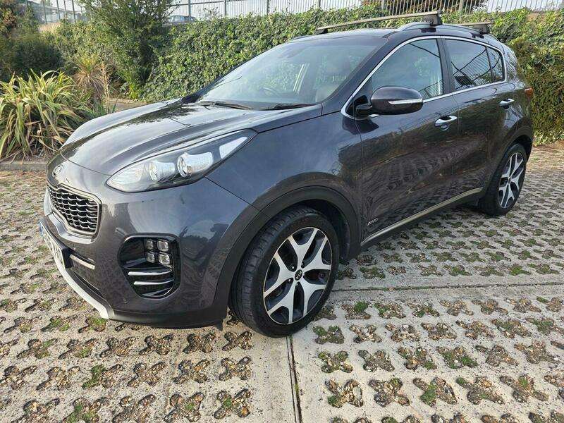 A 2016 KIA SPORTAGE 1.6 T-GDi GT-Line DCT AWD Euro 6 5dr A 2016 KIA SPORTAGE 1.6 T-GDi GT-Line DCT AWD Euro 6 5dr