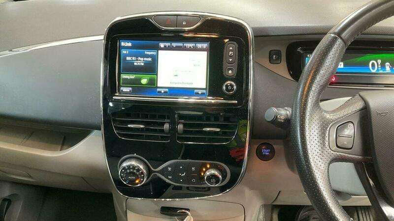 2015 RENAULT ZOE 2015 RENAULT ZOE