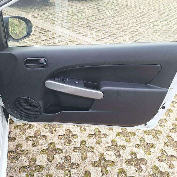 2013 MAZDA MAZDA2 2013 MAZDA MAZDA2