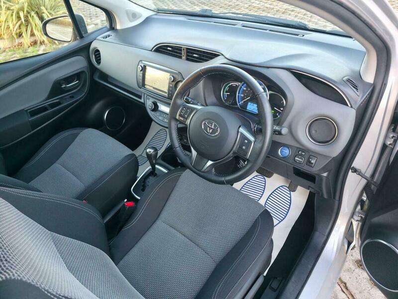 2016 TOYOTA YARIS 2016 TOYOTA YARIS