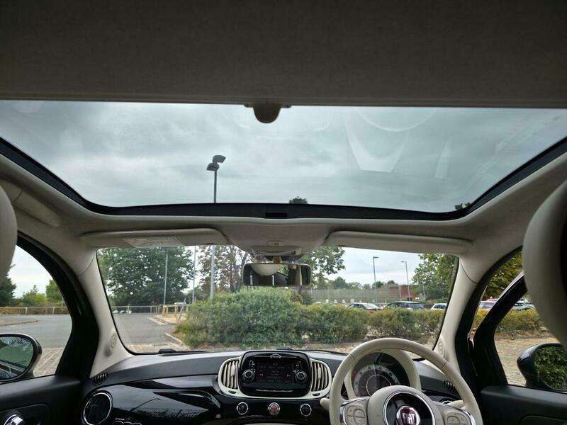 A 2019 FIAT 500 1.2 Lounge Euro 6 (s/s) 3dr A 2019 FIAT 500 1.2 Lounge Euro 6 (s/s) 3dr