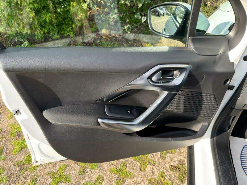 2016 PEUGEOT 2008 2016 PEUGEOT 2008