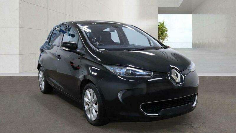 A 2015 RENAULT ZOE 22kWh Dynamique Intens Auto 5dr (Battery Lease) A 2015 RENAULT ZOE 22kWh Dynamique Intens Auto 5dr (Battery Lease)