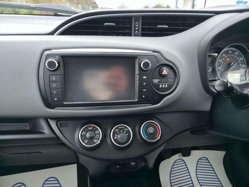 2016 TOYOTA YARIS 2016 TOYOTA YARIS