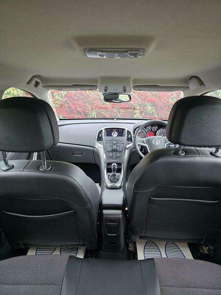 2010 VAUXHALL ASTRA 2010 VAUXHALL ASTRA