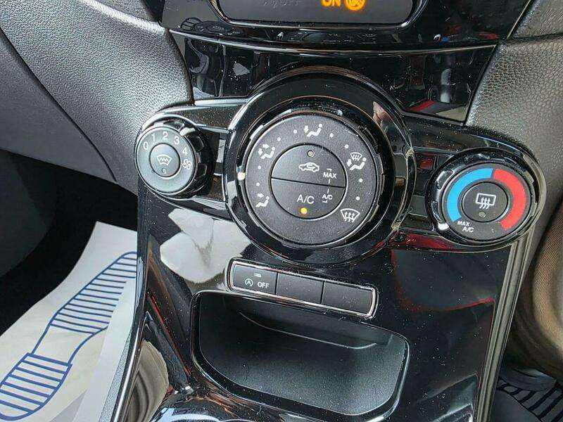 2015 FORD FIESTA 2015 FORD FIESTA