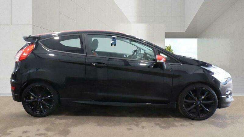 A 2016 FORD FIESTA 1.0T EcoBoost Zetec S Euro 6 (s/s) 3dr A 2016 FORD FIESTA 1.0T EcoBoost Zetec S Euro 6 (s/s) 3dr