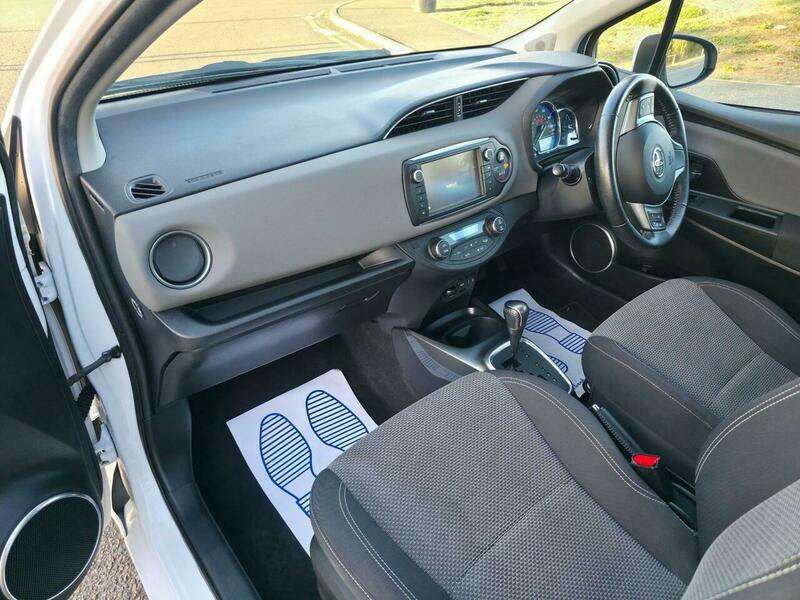 2015 TOYOTA YARIS 2015 TOYOTA YARIS
