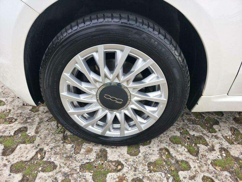 2017 FIAT 500 2017 FIAT 500