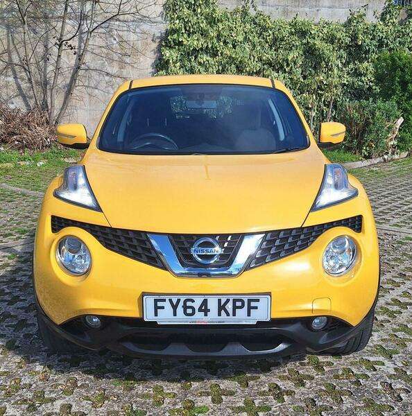 A 2014 NISSAN JUKE 1.6 Acenta SUV 5dr Petrol XTRON Euro 5 (117 ps) A 2014 NISSAN JUKE 1.6 Acenta SUV 5dr Petrol XTRON Euro 5 (117 ps)