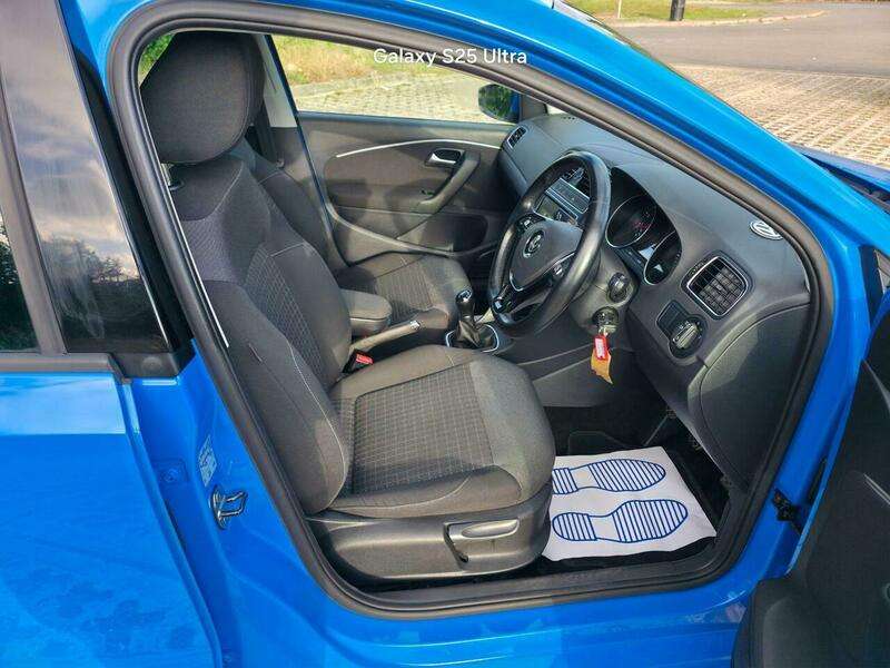 2015 VOLKSWAGEN POLO 2015 VOLKSWAGEN POLO