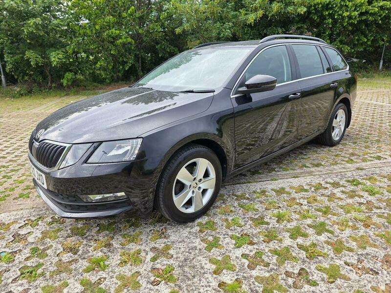 A 2020 SKODA OCTAVIA 1.6 TDI SE Technology Euro 6 (s/s) 5dr A 2020 SKODA OCTAVIA 1.6 TDI SE Technology Euro 6 (s/s) 5dr