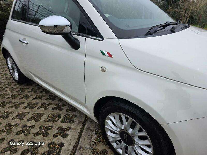 A 2014 FIAT 500 1.2 Lounge Euro 6 (s/s) 3dr A 2014 FIAT 500 1.2 Lounge Euro 6 (s/s) 3dr