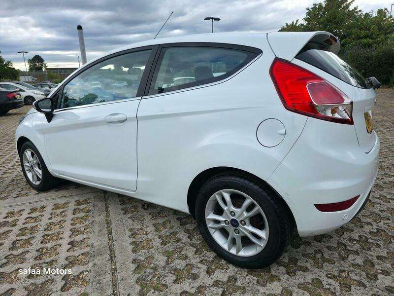 2015 FORD FIESTA 2015 FORD FIESTA