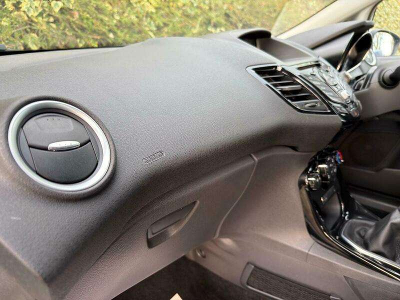 2015 FORD FIESTA 2015 FORD FIESTA