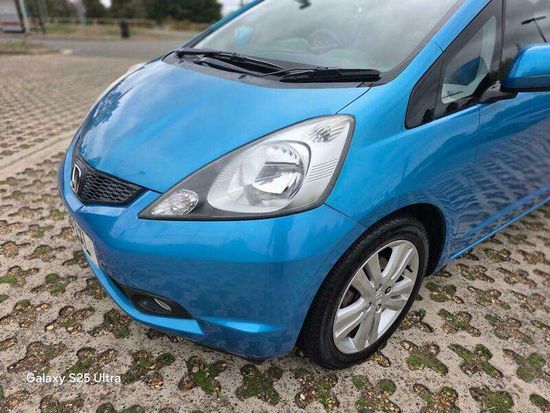 A 2010 HONDA JAZZ 1.4 i-VTEC EX i SHIFT Euro 4 5dr A 2010 HONDA JAZZ 1.4 i-VTEC EX i SHIFT Euro 4 5dr