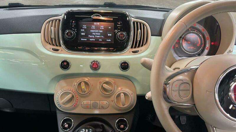 2018 FIAT 500 2018 FIAT 500