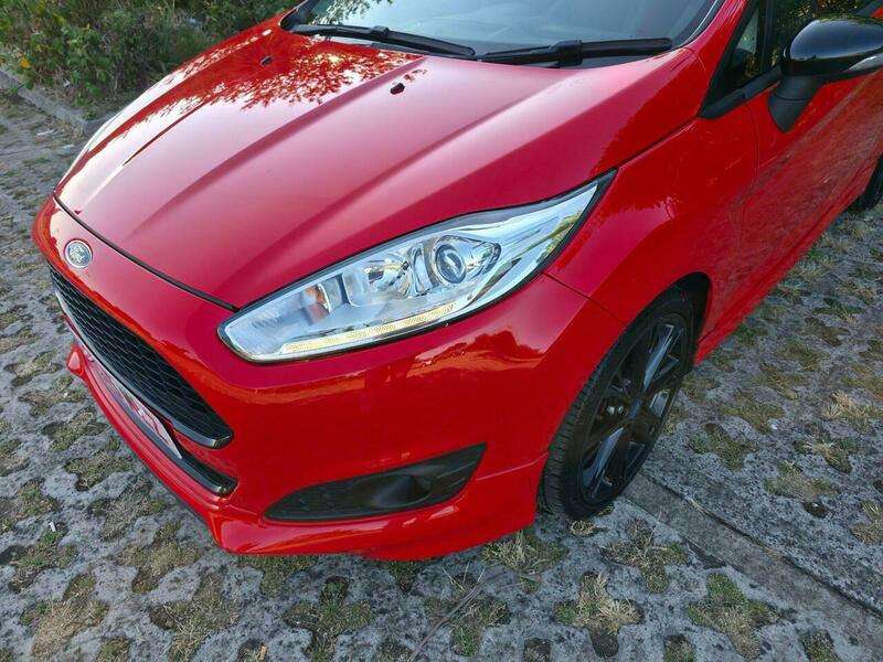 A 2015 FORD FIESTA 1.0T EcoBoost Zetec S Euro 6 (s/s) 3dr A 2015 FORD FIESTA 1.0T EcoBoost Zetec S Euro 6 (s/s) 3dr