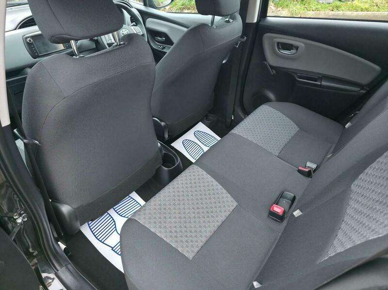 2014 TOYOTA YARIS 2014 TOYOTA YARIS