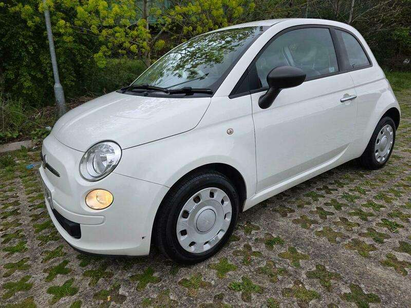 A 2014 FIAT 500 1.2 Pop Euro 6 (s/s) 3dr A 2014 FIAT 500 1.2 Pop Euro 6 (s/s) 3dr