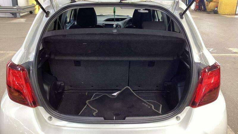 2016 TOYOTA YARIS 2016 TOYOTA YARIS