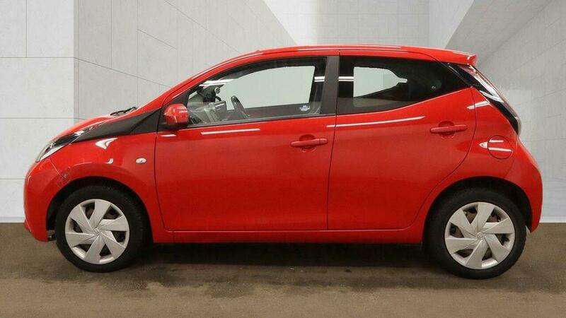 2017 TOYOTA AYGO 2017 TOYOTA AYGO