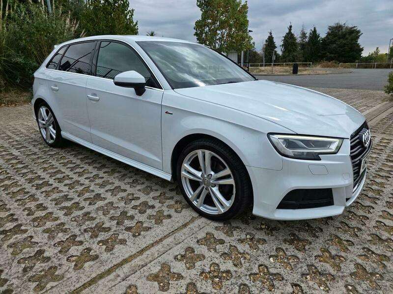 A 2019 AUDI A3 1.5 TFSI CoD 35 S line Sportback S Tronic Euro 6 (s/s) 5dr A 2019 AUDI A3 1.5 TFSI CoD 35 S line Sportback S Tronic Euro 6 (s/s) 5dr
