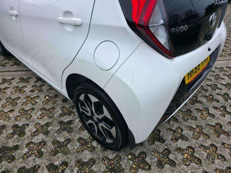 2018 TOYOTA AYGO 2018 TOYOTA AYGO