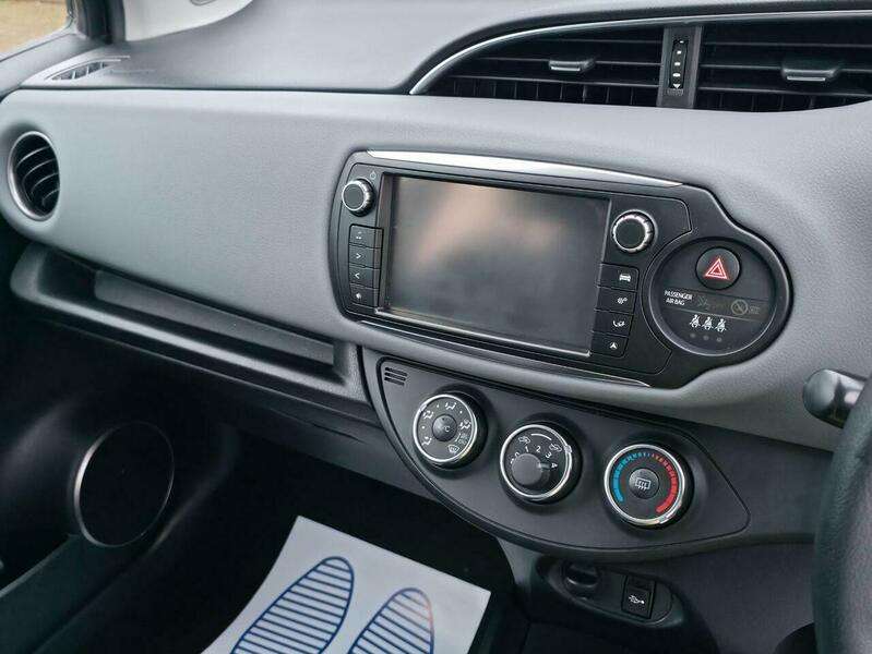 2014 TOYOTA YARIS 2014 TOYOTA YARIS