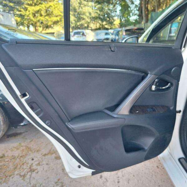 2013 TOYOTA AVENSIS 2013 TOYOTA AVENSIS