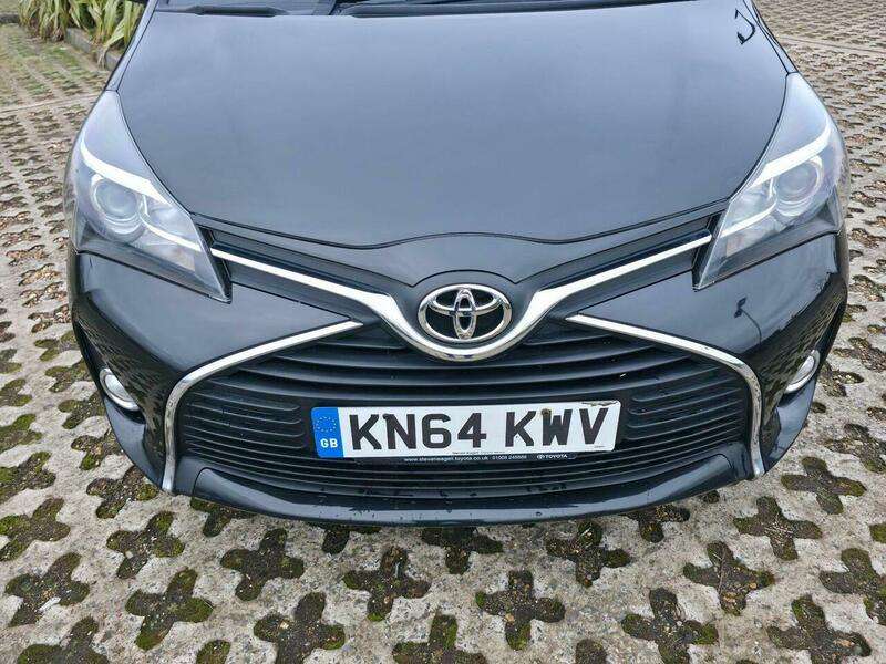 2014 TOYOTA YARIS 2014 TOYOTA YARIS