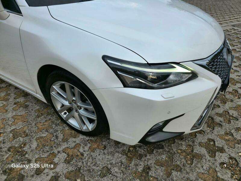 A 2018 LEXUS CT 1.8 200h Premier E-CVT Euro 6 (s/s) 5dr A 2018 LEXUS CT 1.8 200h Premier E-CVT Euro 6 (s/s) 5dr