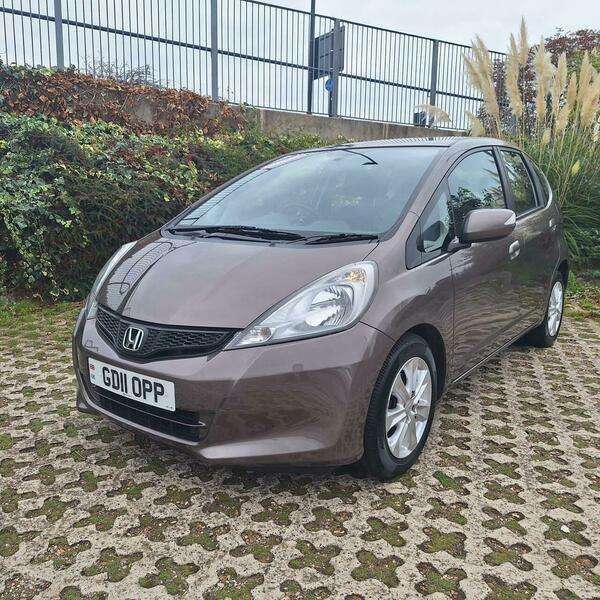 2011 HONDA JAZZ 2011 HONDA JAZZ