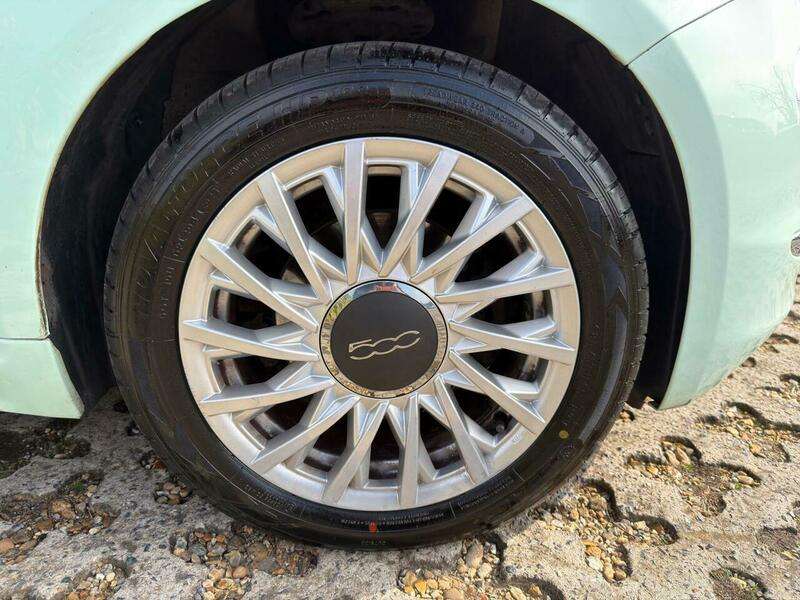 2017 FIAT 500 2017 FIAT 500