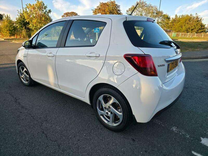 2015 TOYOTA YARIS 2015 TOYOTA YARIS