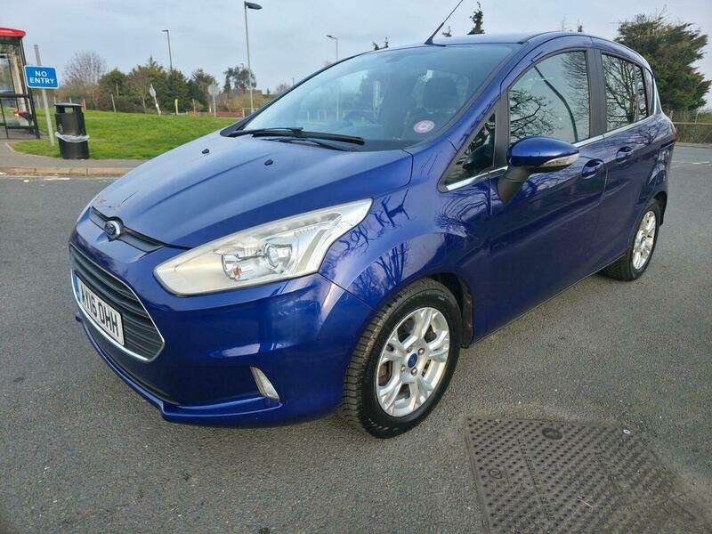 A 2016 FORD B-MAX 1.6 Zetec Powershift Euro 5 5dr A 2016 FORD B-MAX 1.6 Zetec Powershift Euro 5 5dr