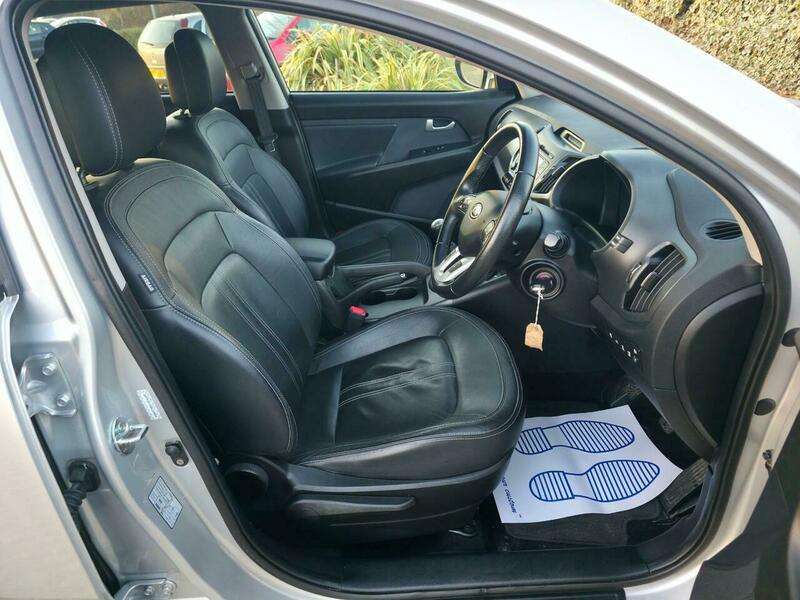 2011 KIA SPORTAGE 2011 KIA SPORTAGE