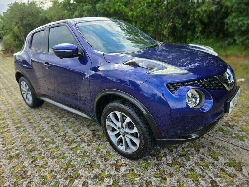 A 2015 NISSAN JUKE 1.6 Tekna XTRON Euro 5 5dr A 2015 NISSAN JUKE 1.6 Tekna XTRON Euro 5 5dr
