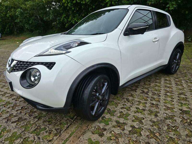 A 2015 NISSAN JUKE 1.6 Tekna XTRON Euro 6 5dr A 2015 NISSAN JUKE 1.6 Tekna XTRON Euro 6 5dr