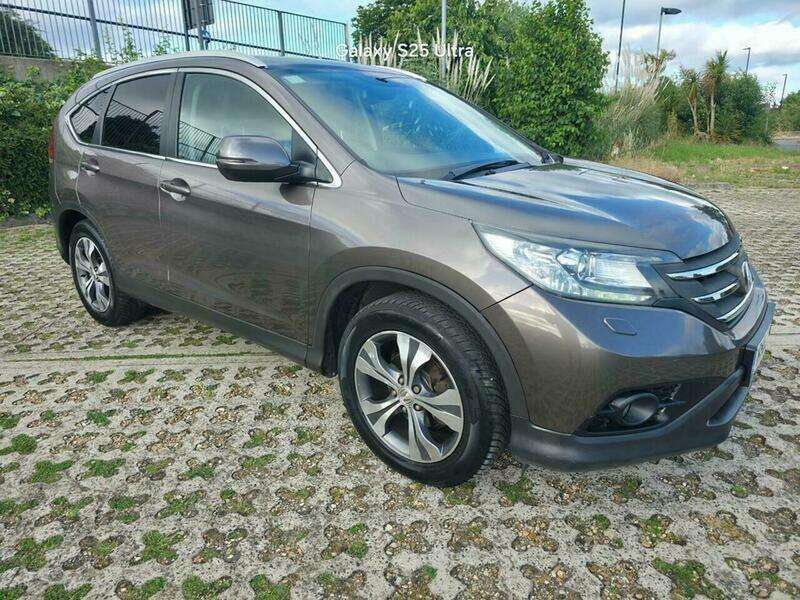 A 2013 HONDA CR-V 2.0 i-VTEC EX Auto 4WD Euro 5 5dr A 2013 HONDA CR-V 2.0 i-VTEC EX Auto 4WD Euro 5 5dr