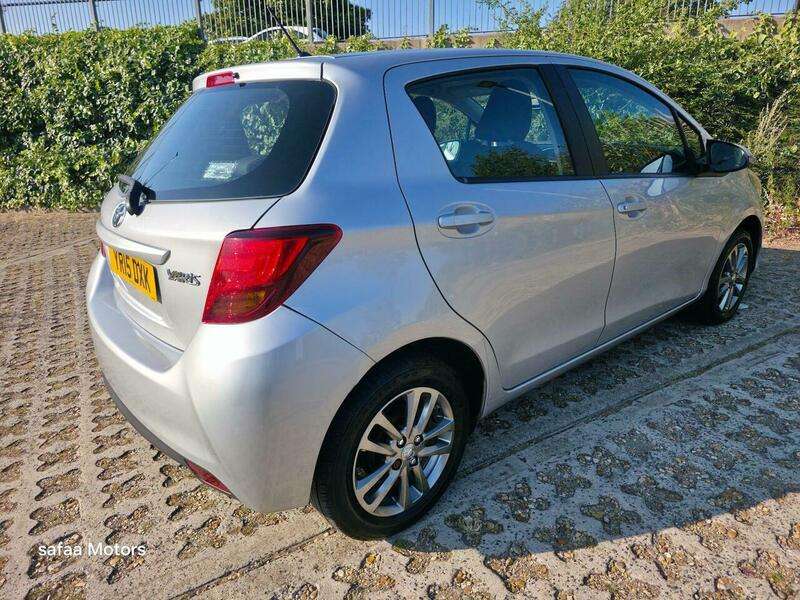 2015 TOYOTA YARIS 2015 TOYOTA YARIS