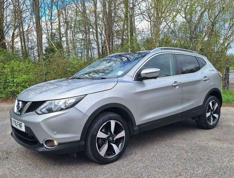 A 2016 NISSAN QASHQAI 1.6 dCi n-tec+ XTRON 2WD Euro 6 (s/s) 5dr A 2016 NISSAN QASHQAI 1.6 dCi n-tec+ XTRON 2WD Euro 6 (s/s) 5dr