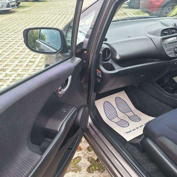 2011 HONDA JAZZ 2011 HONDA JAZZ