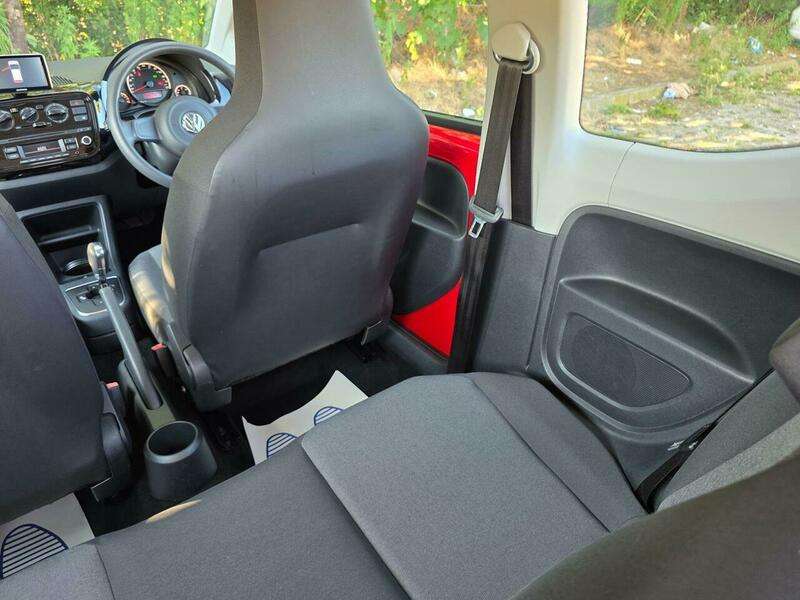 2015 VOLKSWAGEN UP 2015 VOLKSWAGEN UP