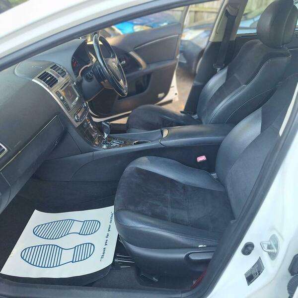 2013 TOYOTA AVENSIS 2013 TOYOTA AVENSIS