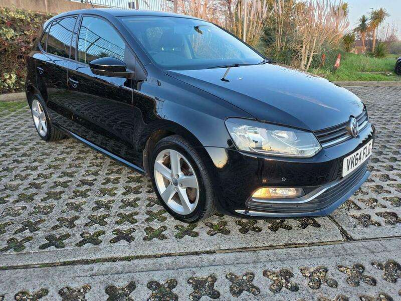 A 2014 VOLKSWAGEN POLO 1.2 TSI BlueMotion Tech SEL Euro 6 (s/s) 5dr A 2014 VOLKSWAGEN POLO 1.2 TSI BlueMotion Tech SEL Euro 6 (s/s) 5dr